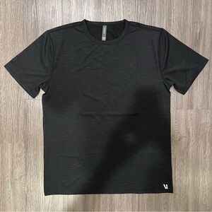Vuori Men’s Zephyr Performance Tee Shirt - Black Medium